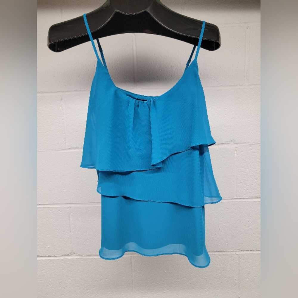 Sofia Vergara Blue Flowy Tank Size Small NWOT